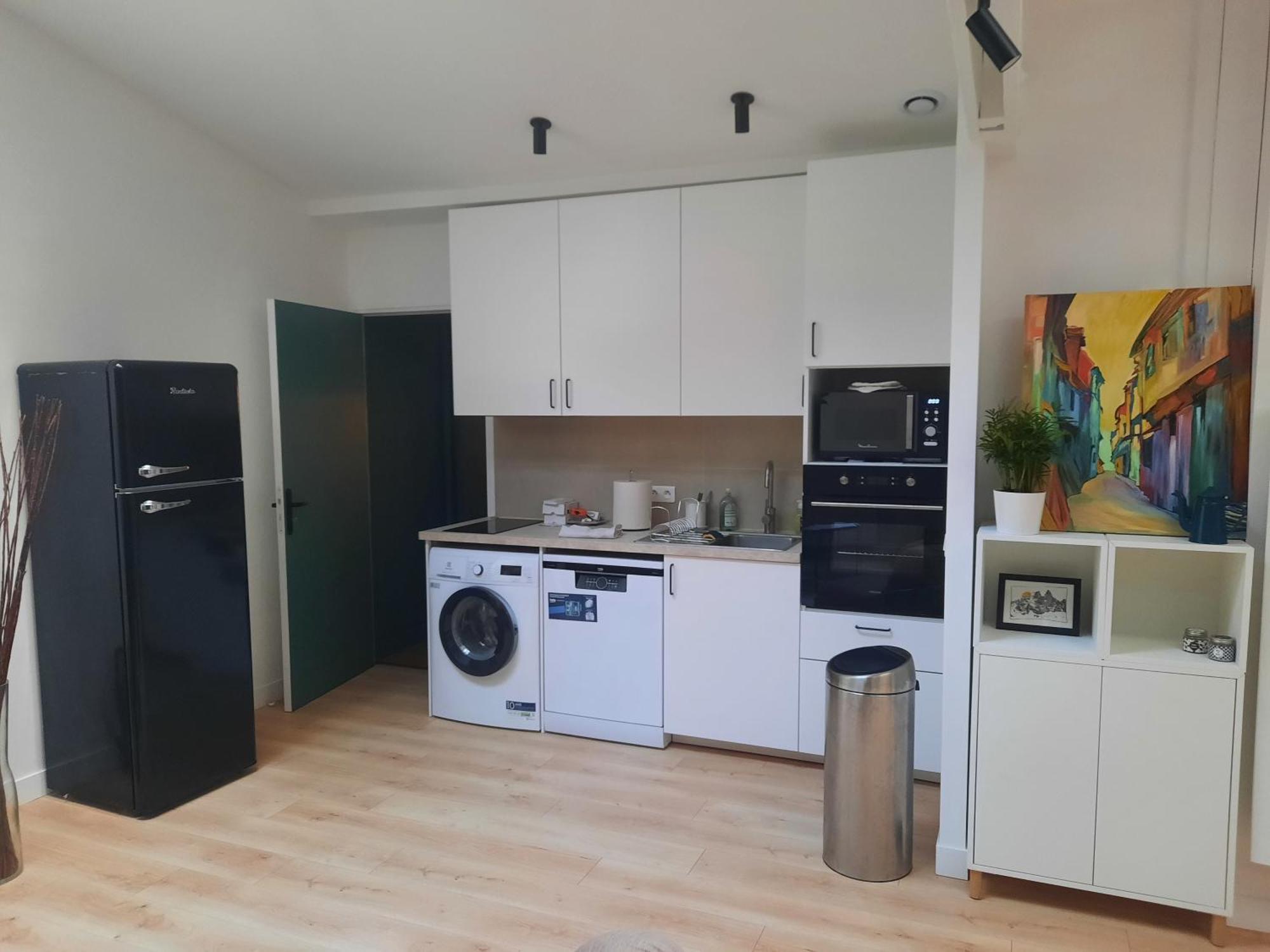 Séjour chez l'habitant Loft 4-6 Personnes A Montmartre - Parking Prive *