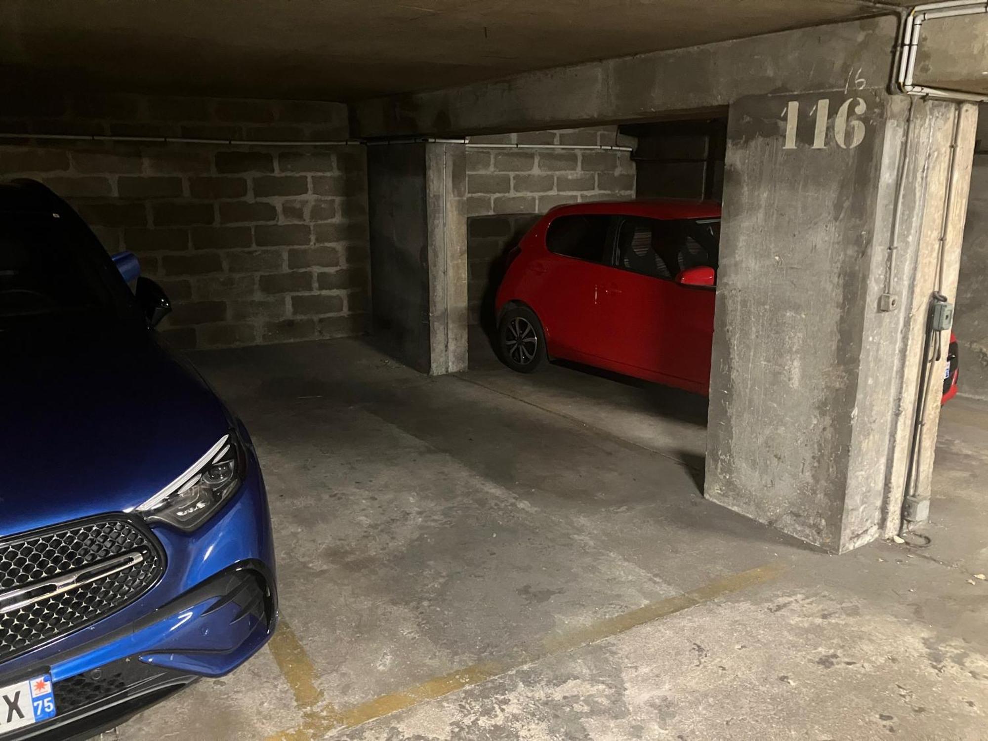 Loft 4-6 Personnes A Montmartre - Parking Prive Séjour chez l'habitant *